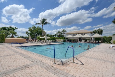 Condominio en venta en Boynton Beach, Florida, 2 dormitorios, 175.31 m2 № 1145883 - foto 17