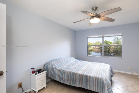 Condo in Sunrise, Florida, 1 bedroom  № 1145446 - photo 5