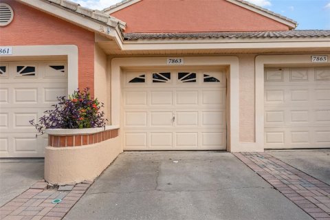 Copropriété à vendre à Orlando, Floride: 2 chambres, 99.87 m2 № 1317304 - photo 2