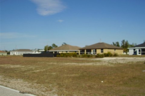 Terrain à vendre à Cape Coral, Floride № 215235 - photo 7