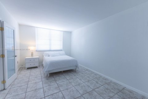 Copropriété à vendre à Sunny Isles Beach, Floride: 1 chambre, 70.79 m2 № 1304717 - photo 15