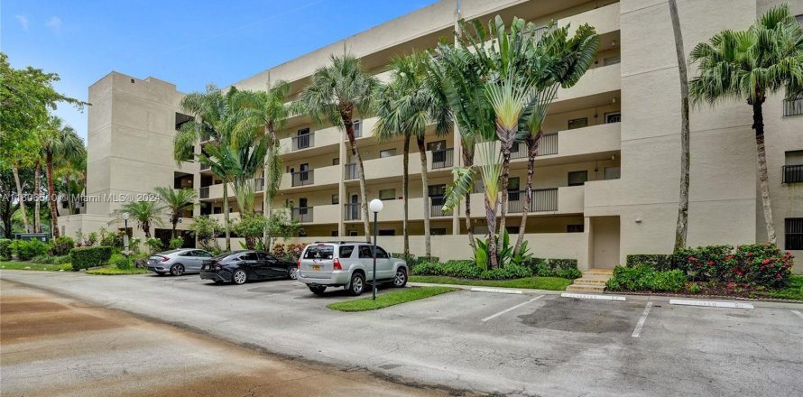 Condominio en Coconut Creek, Florida, 2 dormitorios  № 1228916