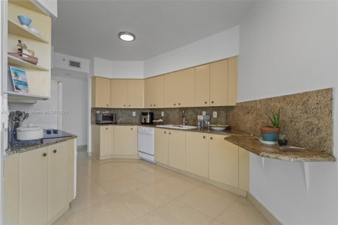 Condominio en venta en Aventura, Florida, 2 dormitorios, 149.57 m2 № 1233295 - foto 30