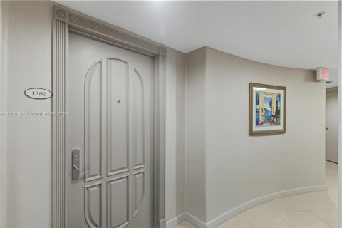 Copropriété à vendre à Aventura, Floride: 2 chambres, 149.57 m2 № 1233295 - photo 3