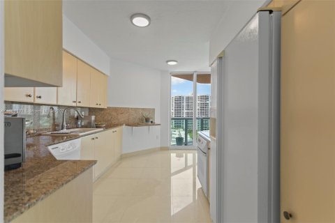 Condominio en venta en Aventura, Florida, 2 dormitorios, 149.57 m2 № 1233295 - foto 27