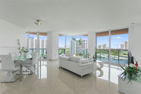 Copropriété à vendre à Aventura, Floride: 2 chambres, 149.57 m2 № 1233295 - photo 5