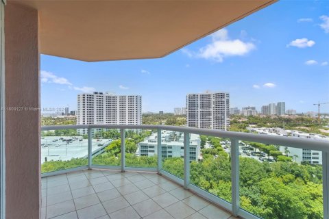 Copropriété à vendre à Aventura, Floride: 2 chambres, 149.57 m2 № 1233295 - photo 17