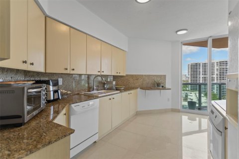 Copropriété à vendre à Aventura, Floride: 2 chambres, 149.57 m2 № 1233295 - photo 28