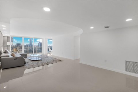 Copropriété à vendre à Hollywood, Floride: 2 chambres, 145.11 m2 № 1002419 - photo 10