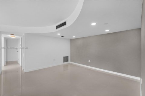 Copropriété à vendre à Hollywood, Floride: 2 chambres, 145.11 m2 № 1002419 - photo 9