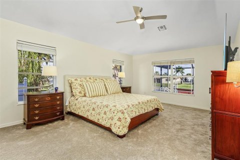 Купить виллу или дом в Форт Майерс, Флорида 3 комнаты, 183.02м2, № 1105957 - фото 14