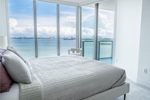 Copropriété à vendre à Miami, Floride: 2 chambres, 113.62 m2 № 1404525 - photo 16