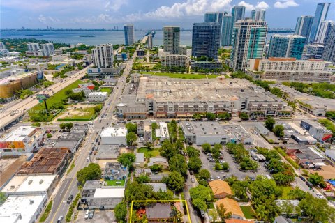 Купить земельный участок в Майами, Флорида № 13301 - фото 3