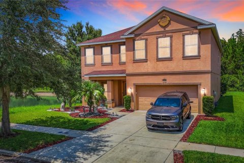 Villa ou maison à vendre à Wesley Chapel, Floride: 4 chambres, 319.96 m2 № 1276845 - photo 1