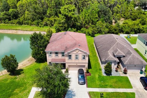 Villa ou maison à vendre à Wesley Chapel, Floride: 4 chambres, 319.96 m2 № 1276845 - photo 2