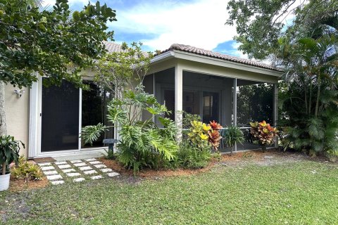 Villa ou maison à vendre à Stuart, Floride: 3 chambres, 176.7 m2 № 1100845 - photo 2