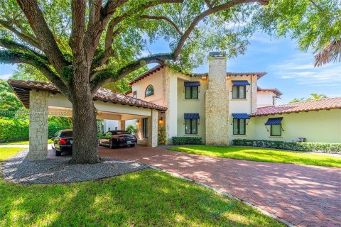 Villa ou maison à vendre à Coral Gables, Floride: 5 chambres, 609.62 m2 № 1304670 - photo 3