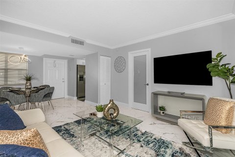 Condominio en venta en Boynton Beach, Florida, 1 dormitorio № 1093506 - foto 24