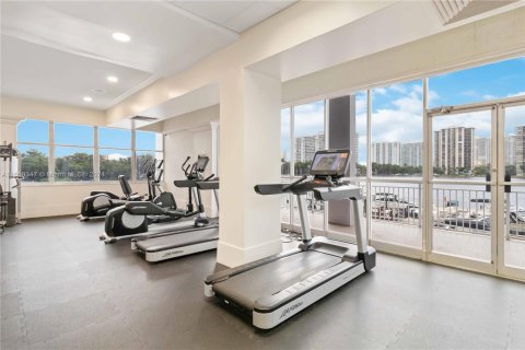 Condo in Aventura, Florida, 1 bedroom  № 1362787 - photo 7