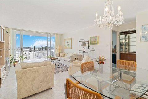 Copropriété à vendre à Aventura, Floride: 1 chambre, 93.37 m2 № 1362787 - photo 10