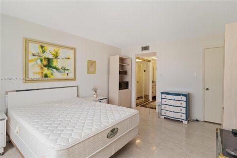 Copropriété à vendre à Aventura, Floride: 1 chambre, 93.37 m2 № 1362787 - photo 17