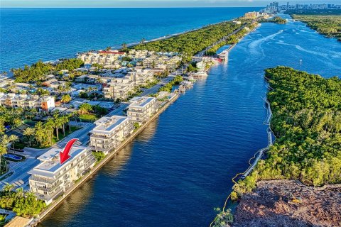 Condominio en venta en Hollywood, Florida, 3 dormitorios № 1364092 - foto 3