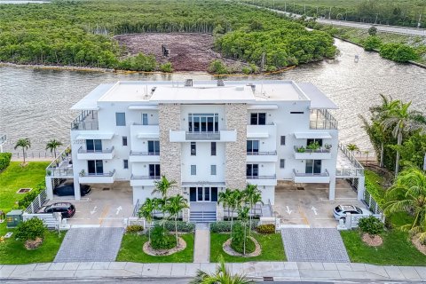 Condominio en venta en Hollywood, Florida, 3 dormitorios № 1364092 - foto 15