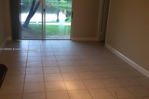 Copropriété à louer à Plantation, Floride: 2 chambres, 89.65 m2 № 1364067 - photo 10