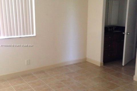 Condominio en alquiler en Plantation, Florida, 2 dormitorios, 89.65 m2 № 1364067 - foto 12