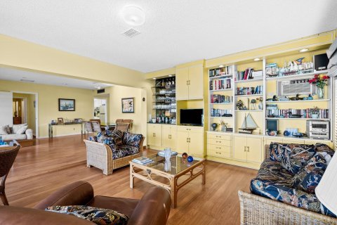 Villa ou maison à vendre à Pompano Beach, Floride: 3 chambres, 182.55 m2 № 870790 - photo 30
