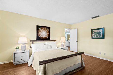 Villa ou maison à vendre à Pompano Beach, Floride: 3 chambres, 182.55 m2 № 870790 - photo 28