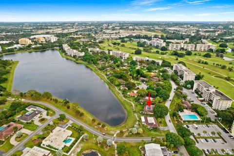 Villa ou maison à vendre à Pompano Beach, Floride: 3 chambres, 182.55 m2 № 870790 - photo 21