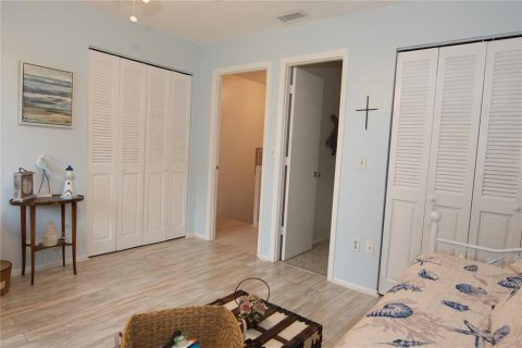 Townhouse in Sarasota, Florida 2 bedrooms, 102.56 sq.m. № 1367742 - photo 23