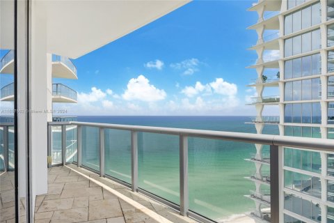 Copropriété à vendre à Sunny Isles Beach, Floride: 4 chambres, 222.41 m2 № 1362287 - photo 6