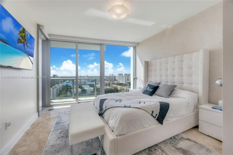 Condo in Sunny Isles Beach, Florida, 4 bedrooms  № 1362287 - photo 9