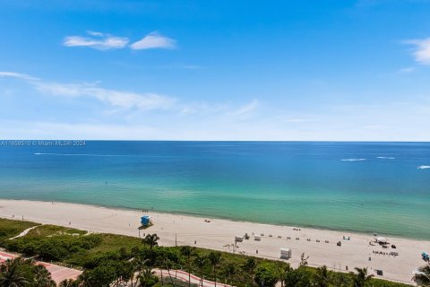 Condominio en venta en Miami Beach, Florida, 2 dormitorios, 89.19 m2 № 1364231 - foto 30