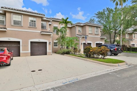 Adosado en venta en Plantation, Florida, 3 dormitorios, 157 m2 № 1364197 - foto 3