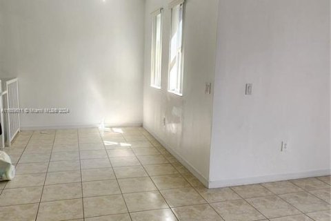 Apartment in Doral, Florida 3 bedrooms, 143.07 sq.m. № 1364232 - photo 14