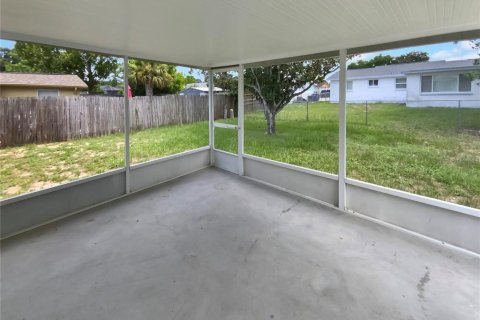 Casa en venta en Port Richey, Florida, 2 dormitorios, 69.12 m2 № 1279926 - foto 18