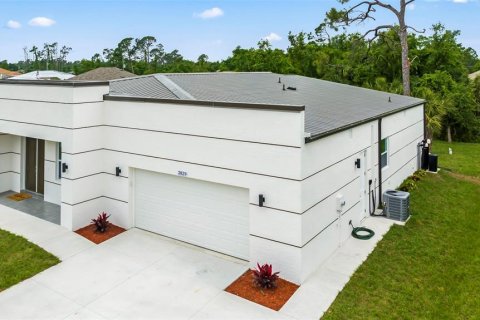 Casa en venta en North Port, Florida, 3 dormitorios, 189.99 m2 № 1363817 - foto 11