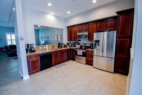 Townhouse in Celebration, Florida 4 bedrooms, 237.09 sq.m. № 1382495 - photo 9