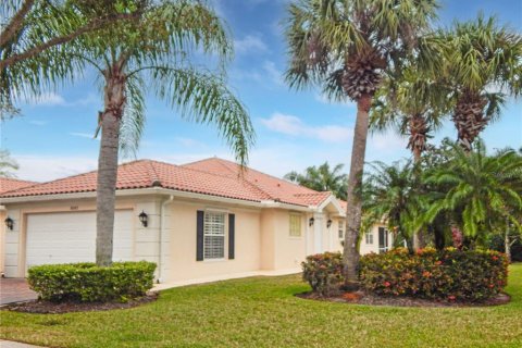 Villa ou maison à vendre à Hobe Sound, Floride: 2 chambres, 141.77 m2 № 988173 - photo 1
