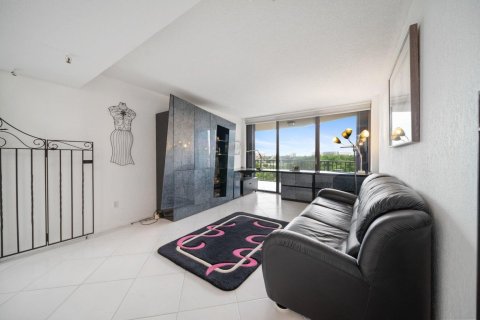 Copropriété à vendre à Boca Raton, Floride: 2 chambres, 122.17 m2 № 1099849 - photo 25