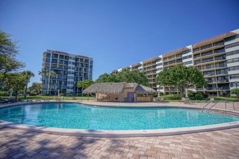 Copropriété à vendre à Boca Raton, Floride: 2 chambres, 122.17 m2 № 1099849 - photo 8