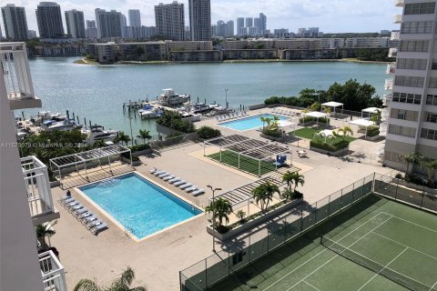 Condominio en venta en Aventura, Florida, 2 dormitorios, 145.39 m2 № 1140549 - foto 1