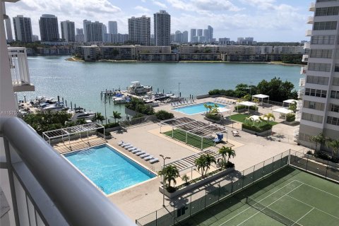 Condominio en venta en Aventura, Florida, 2 dormitorios, 145.39 m2 № 1140549 - foto 27