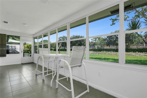 Villa ou maison à vendre à Delray Beach, Floride: 2 chambres, 91.04 m2 № 1402945 - photo 15