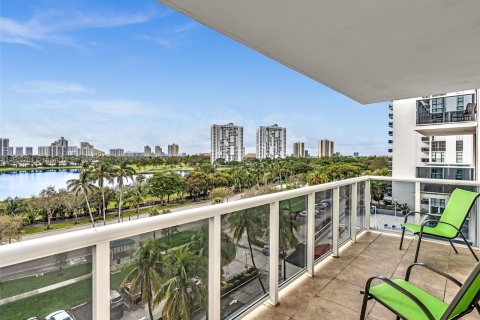 Copropriété à vendre à Aventura, Floride: 1 chambre, 70.14 m2 № 912902 - photo 30