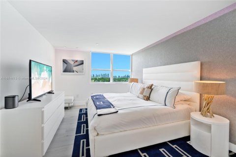 Condominio en venta en Miami Beach, Florida, 2 dormitorios, 106.56 m2 № 1398134 - foto 11