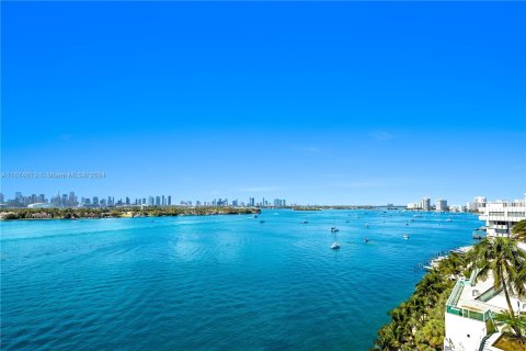 Condominio en venta en Miami Beach, Florida, 2 dormitorios, 106.56 m2 № 1398134 - foto 10